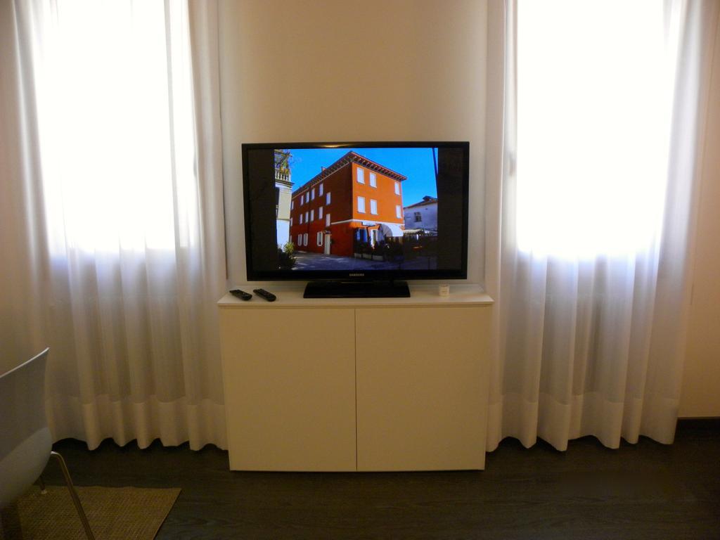 Venice Apartments Dante Mestre Luaran gambar